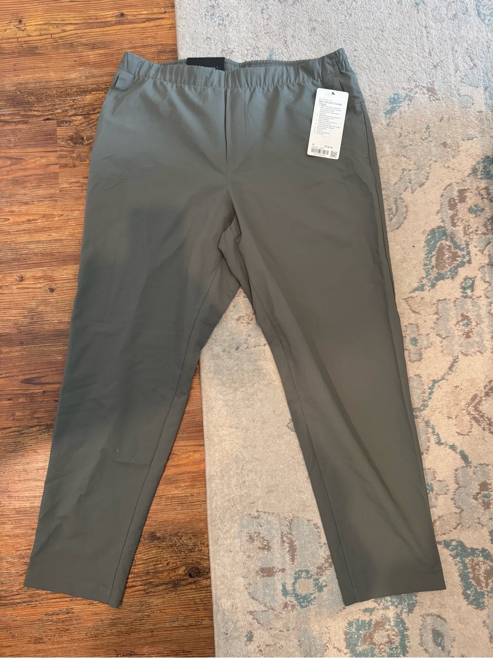 Men’s Lululemon Venture Trouser XL